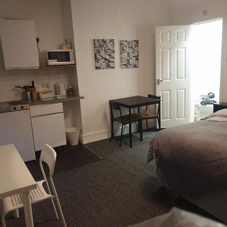 Coventry Studio Apartment Exteriör bild