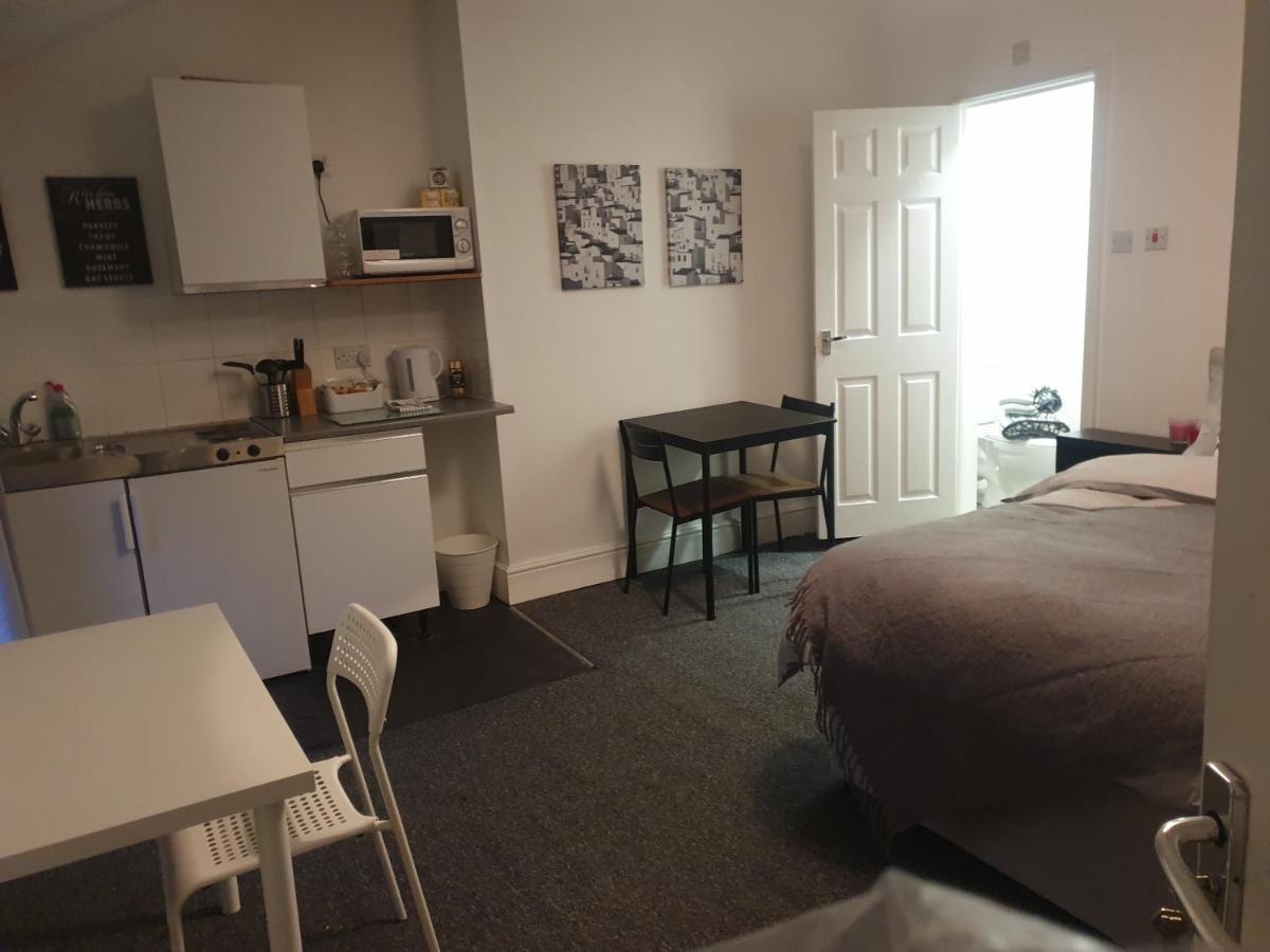 Coventry Studio Apartment Exteriör bild